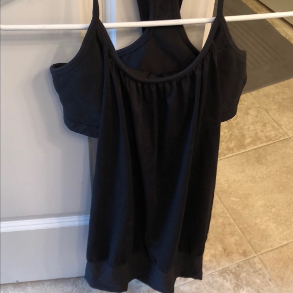 lululemon tanktop with built in sports bra